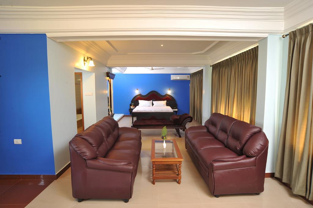 Indraprastha Beach Resort 瓦尔卡拉 外观 照片