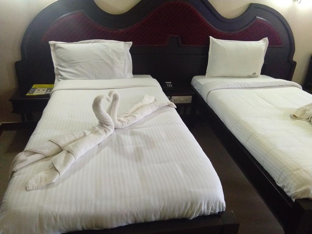 Indraprastha Beach Resort 瓦尔卡拉 外观 照片
