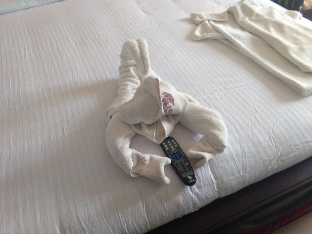 Indraprastha Beach Resort 瓦尔卡拉 外观 照片
