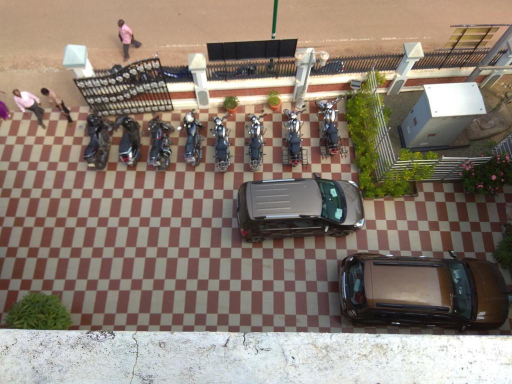 Indraprastha Beach Resort 瓦尔卡拉 外观 照片