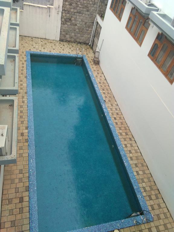 Indraprastha Beach Resort 瓦尔卡拉 外观 照片