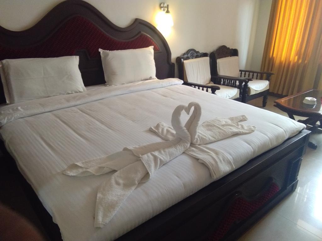 Indraprastha Beach Resort 瓦尔卡拉 外观 照片